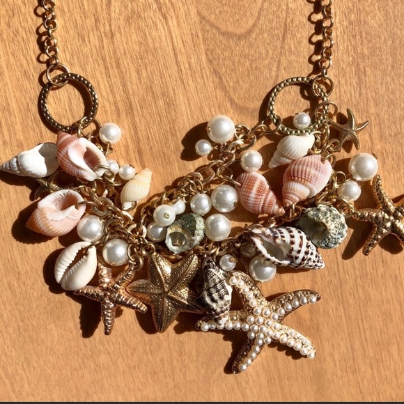 Bundle: two statement necklaces. - Picture 5 of 5